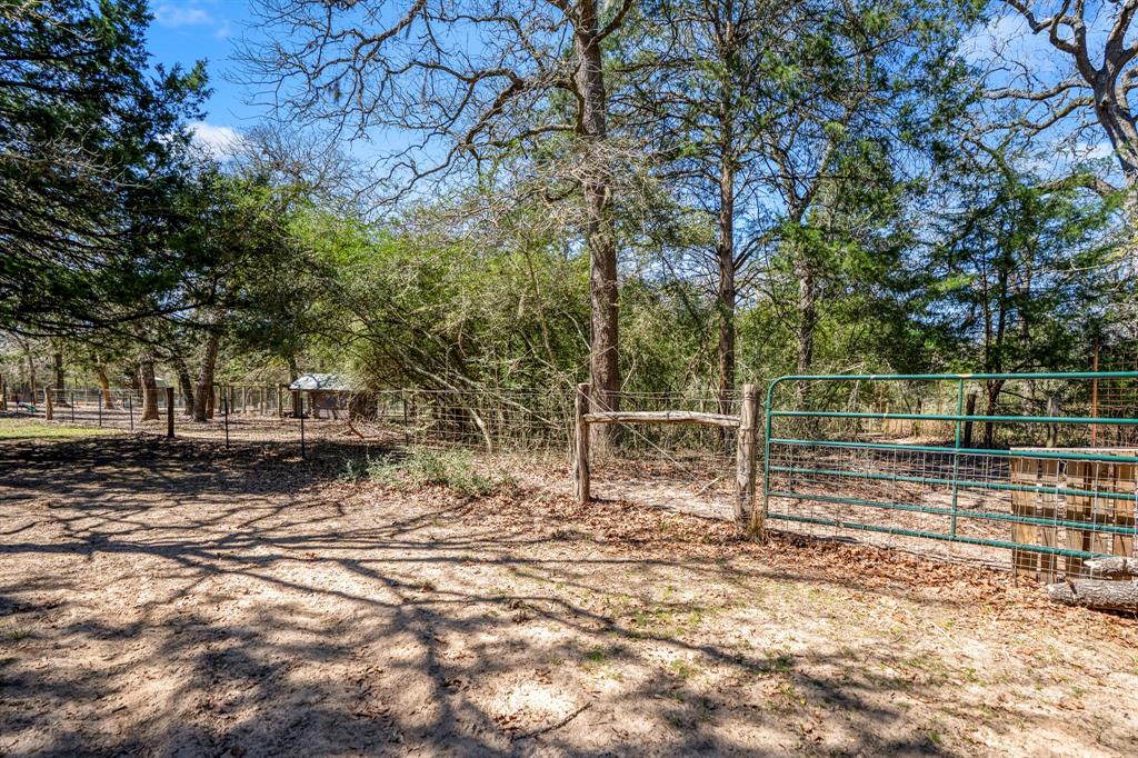 1760 County Road 215, Weimar, Texas image 34