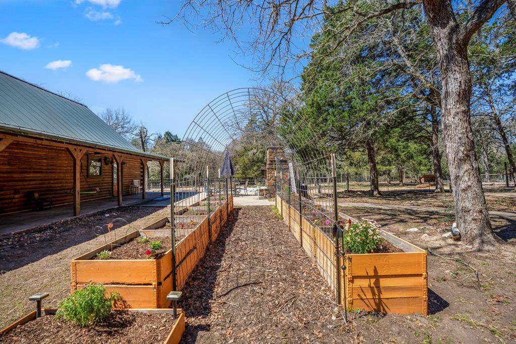 1760 County Road 215, Weimar, Texas image 46