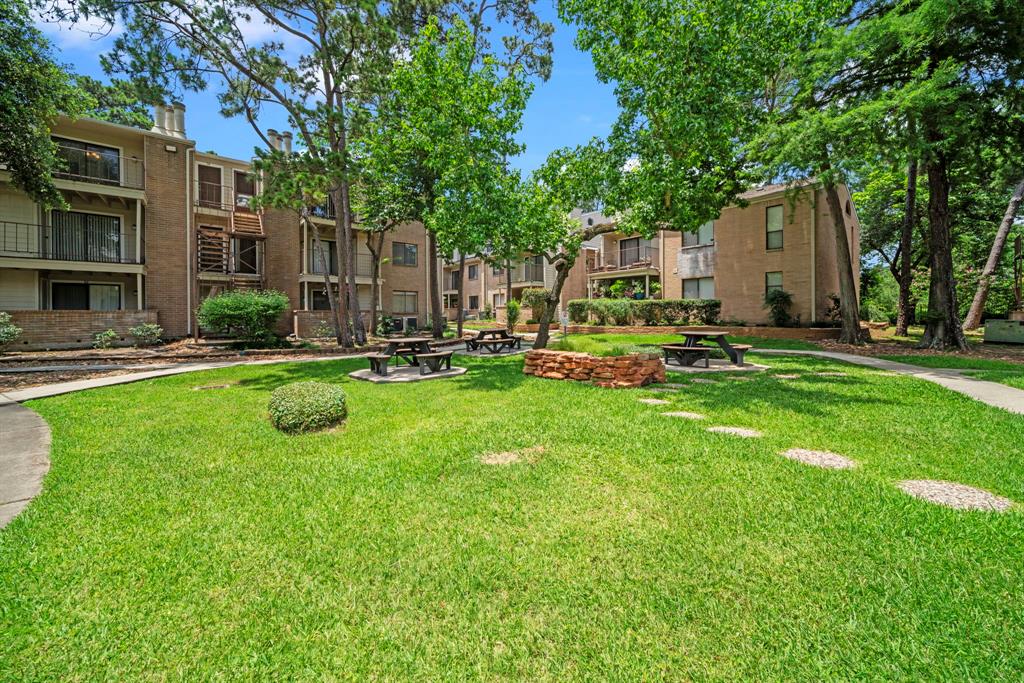 3500 Tangle Brush Drive #48, The Woodlands, Texas image 16