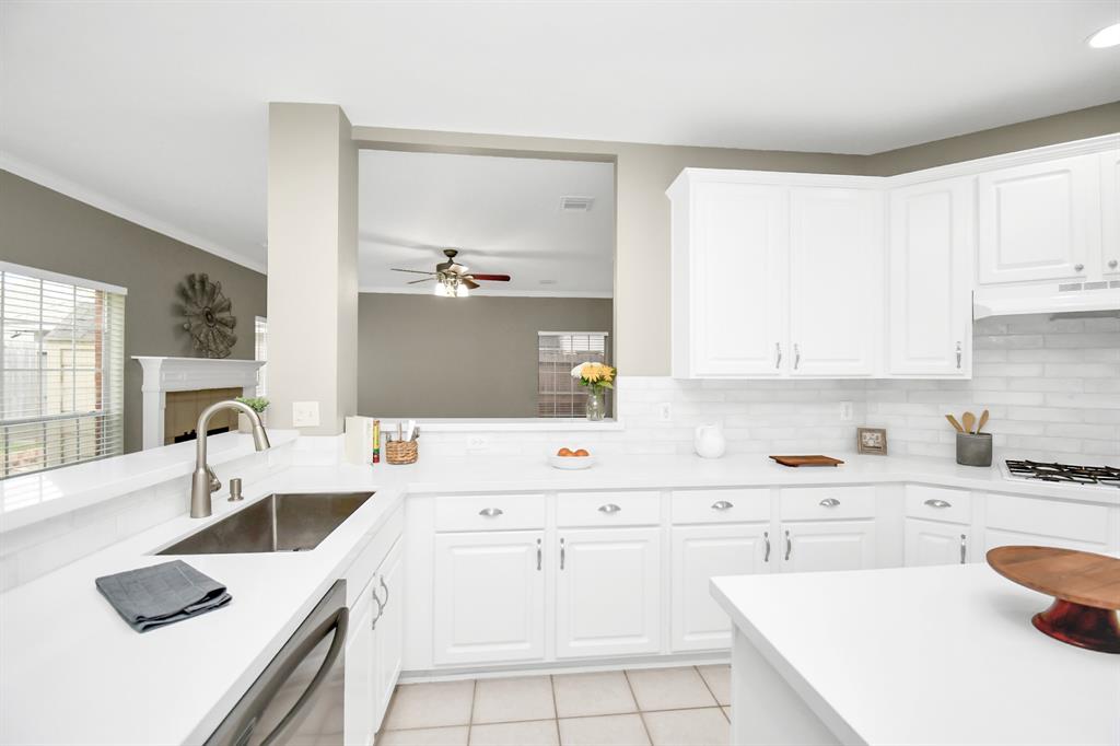 3306 Arbor Lane, Seabrook, Texas image 12