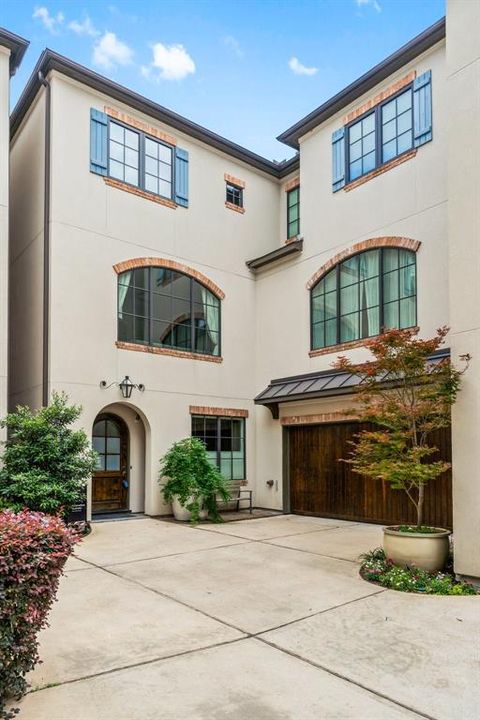 1705 Michigan Street Houston TX 77006