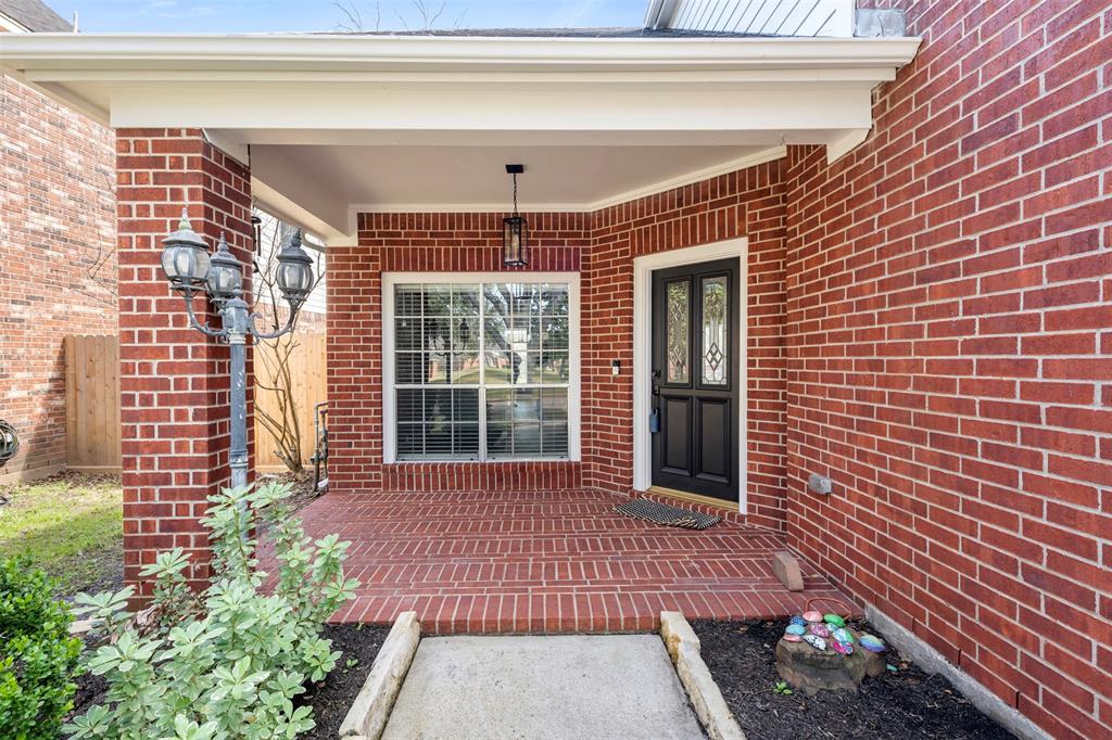 3106 Five Oaks Drive, Missouri City, Texas image 6