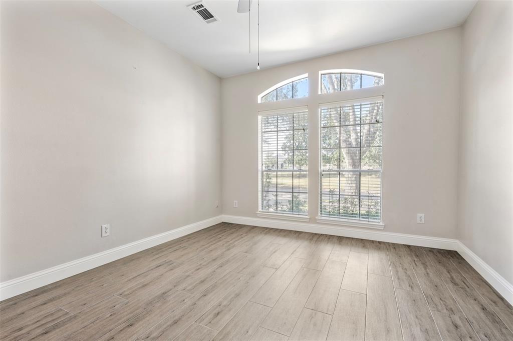 3106 Five Oaks Drive, Missouri City, Texas image 17