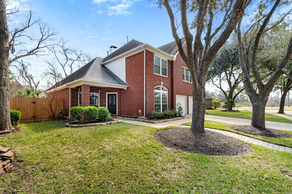 3106 Five Oaks Drive, Missouri City, Texas image 4