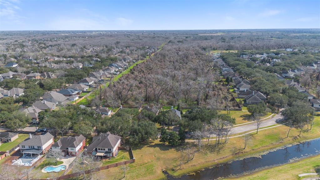 3106 Five Oaks Drive, Missouri City, Texas image 33