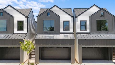 Photo of 111 E 32nd Street #B, Houston, TX 77018 (MLS # 48213764) Photo of 111 E 32nd Street #B, Houston, TX 77018 (MLS # 48213764)