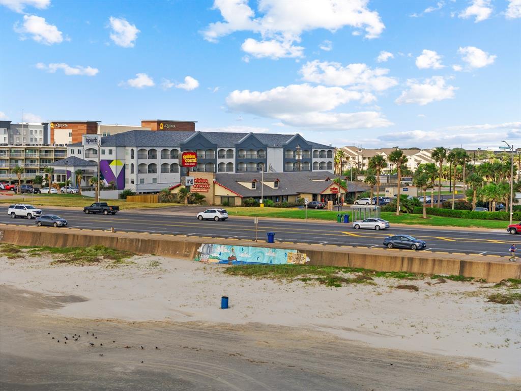 6102 Seawall Boulevard #260, Galveston, Texas image 37
