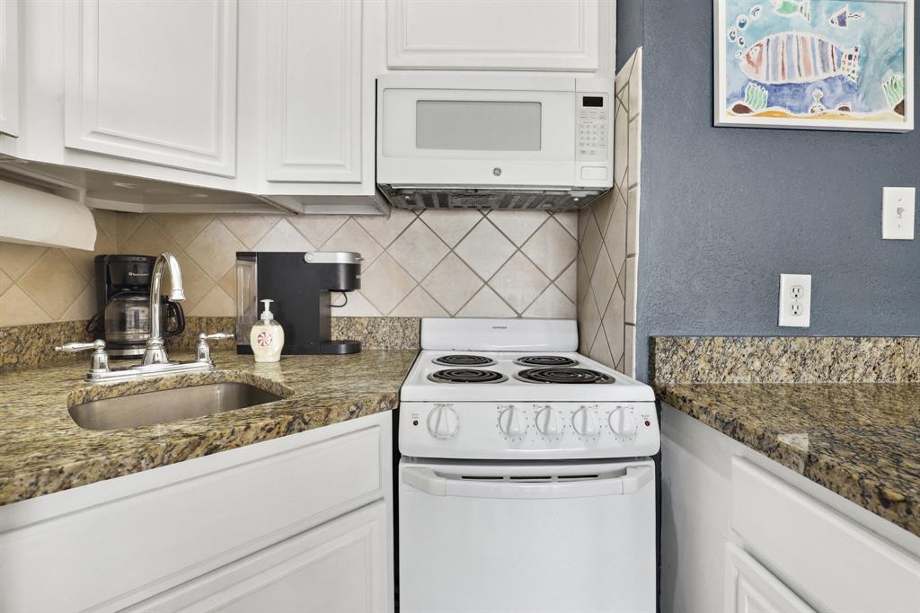 6102 Seawall Boulevard #260, Galveston, Texas image 9
