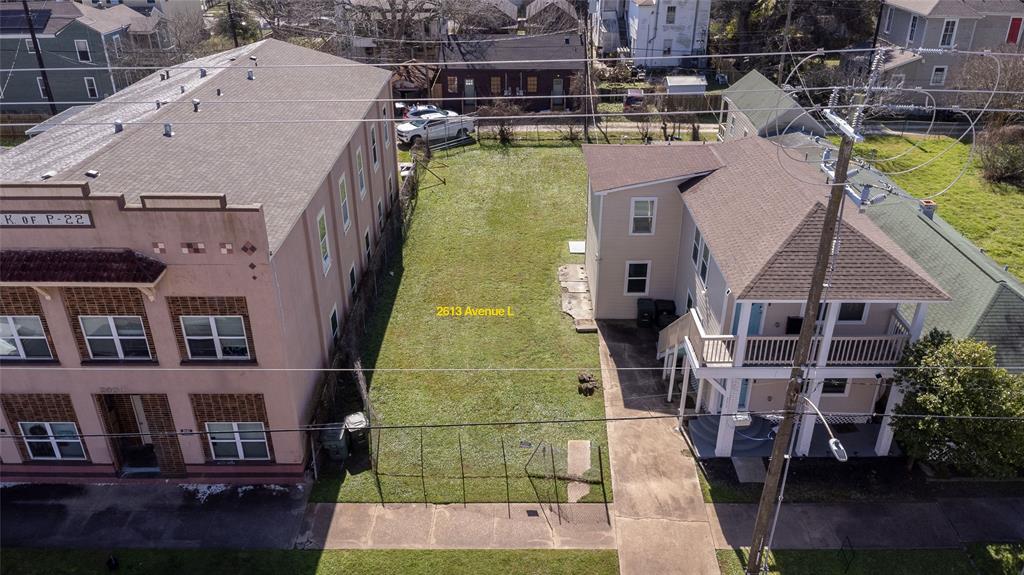 2613 Avenue L, Galveston, Texas image 1