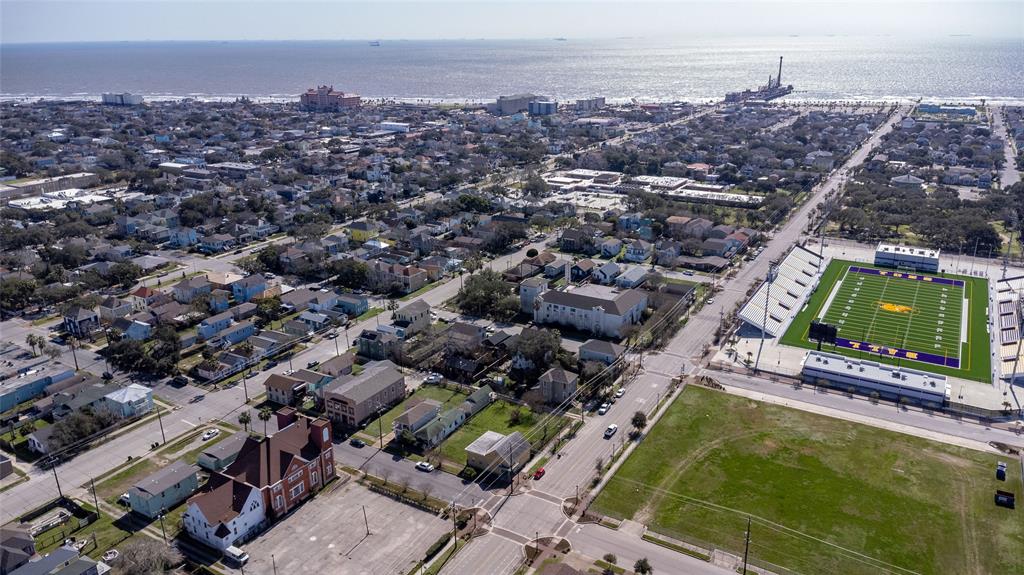 2613 Avenue L, Galveston, Texas image 6