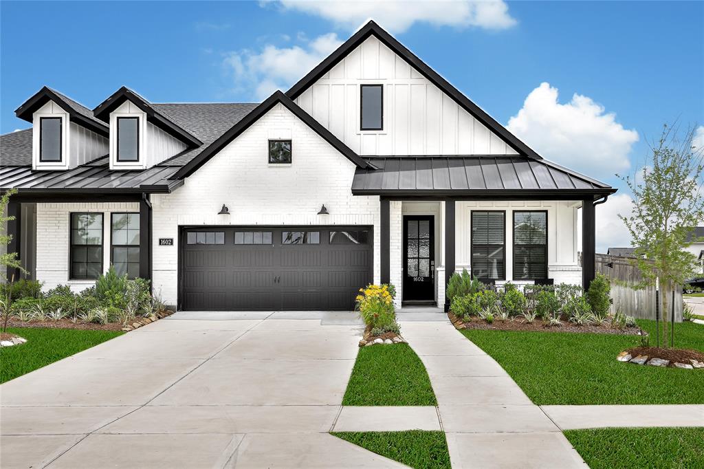 1602 Harvest Lake Drive, Missouri City, Texas image 2