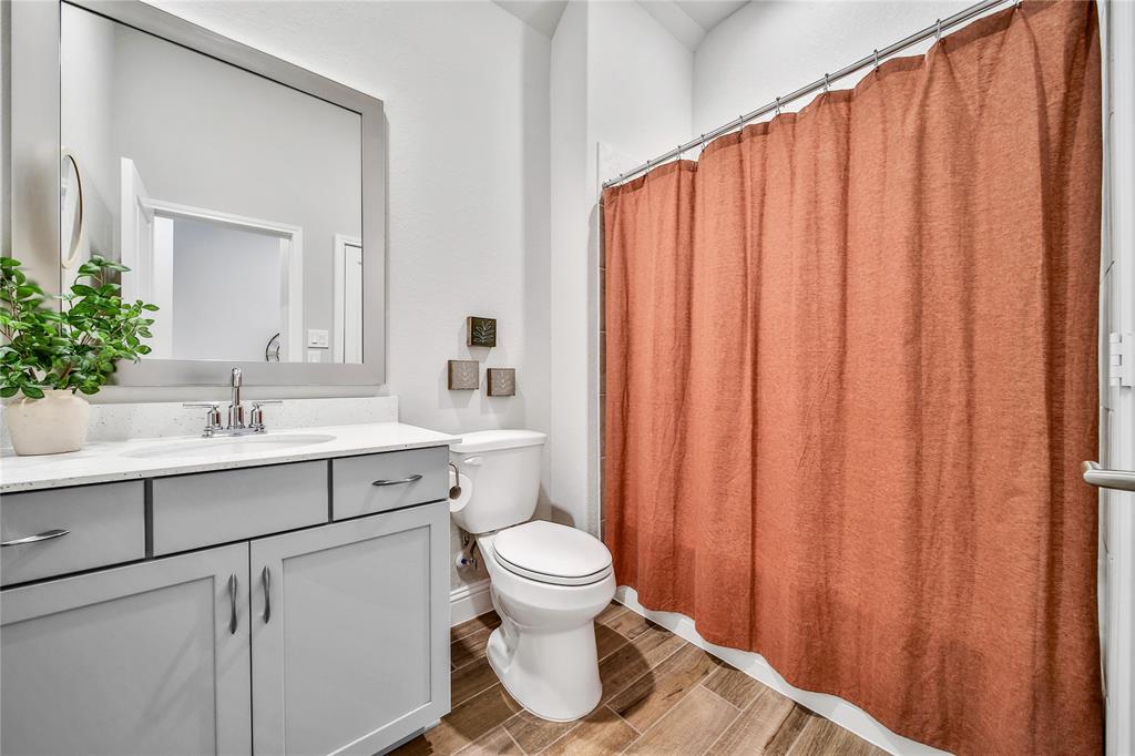 1602 Harvest Lake Drive, Missouri City, Texas image 19