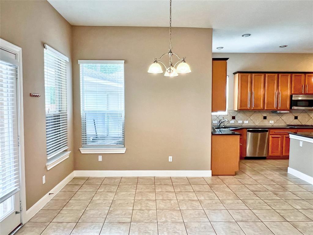 16807 Coronado Springs Dr Dr, Spring, Texas image 10