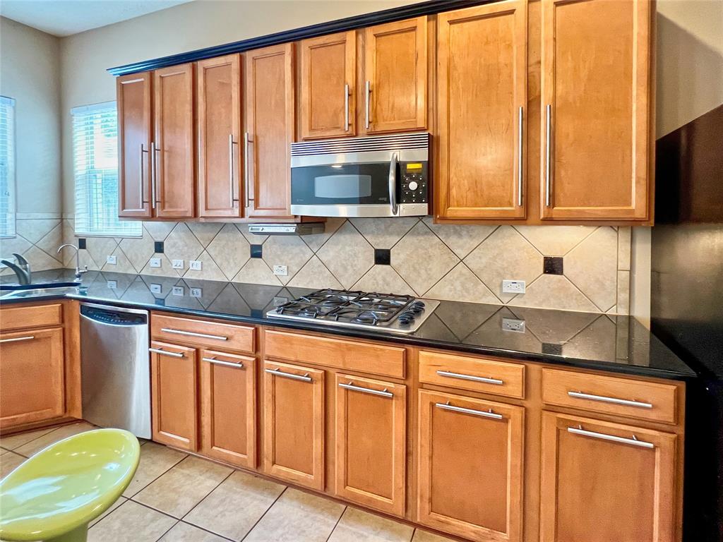 16807 Coronado Springs Dr Dr, Spring, Texas image 9