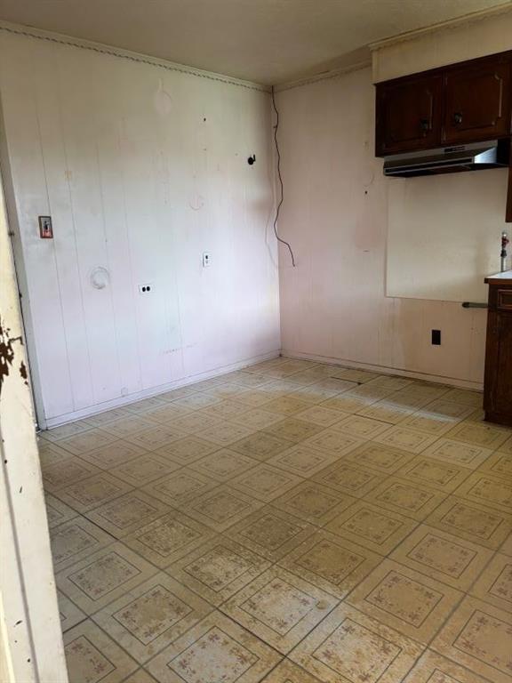 1228 Cypress Street, Baytown, Texas image 6