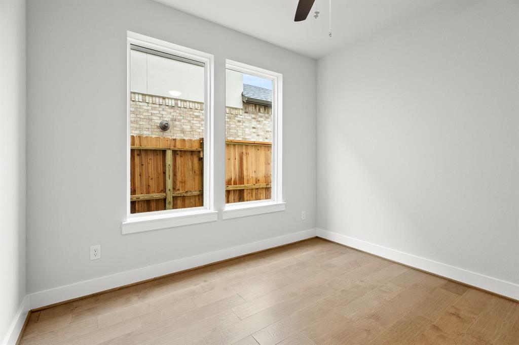 16907 Warm Glow Court