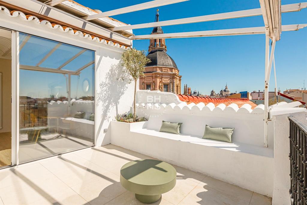 28005, Spain, 4 Bedrooms Bedrooms, ,5 BathroomsBathrooms,Residential,Active,174573