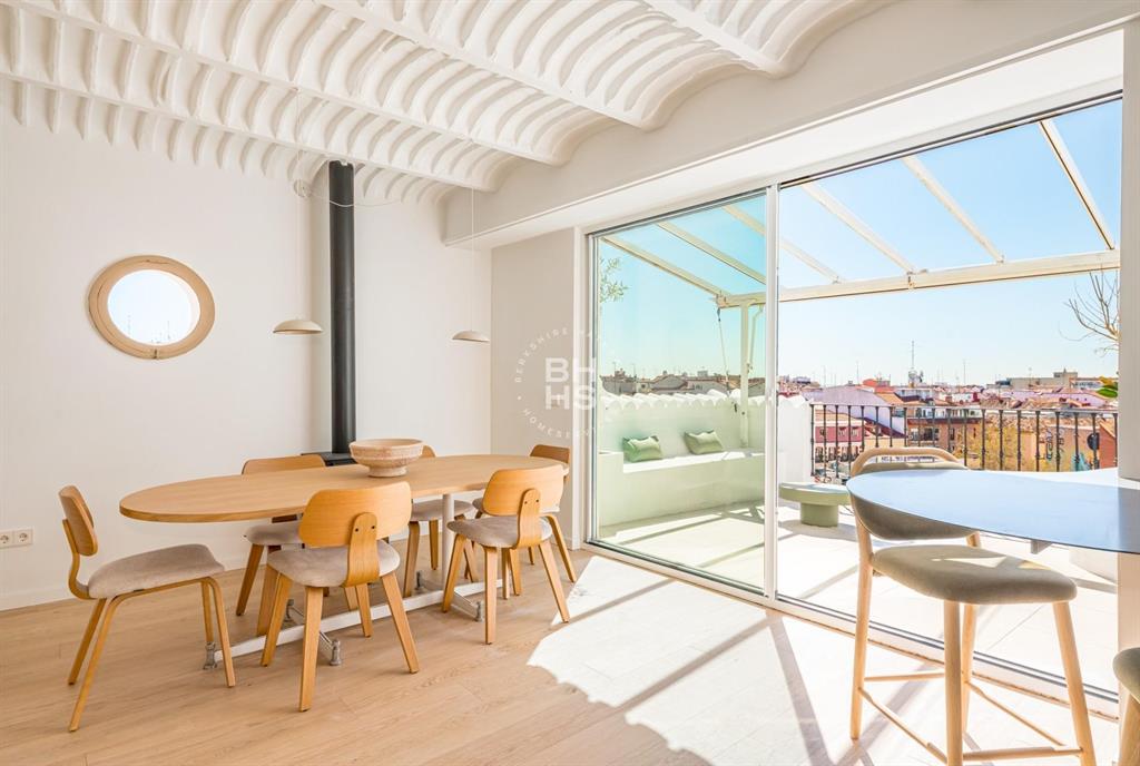 28005, Spain, 4 Bedrooms Bedrooms, ,5 BathroomsBathrooms,Residential,Active,174573