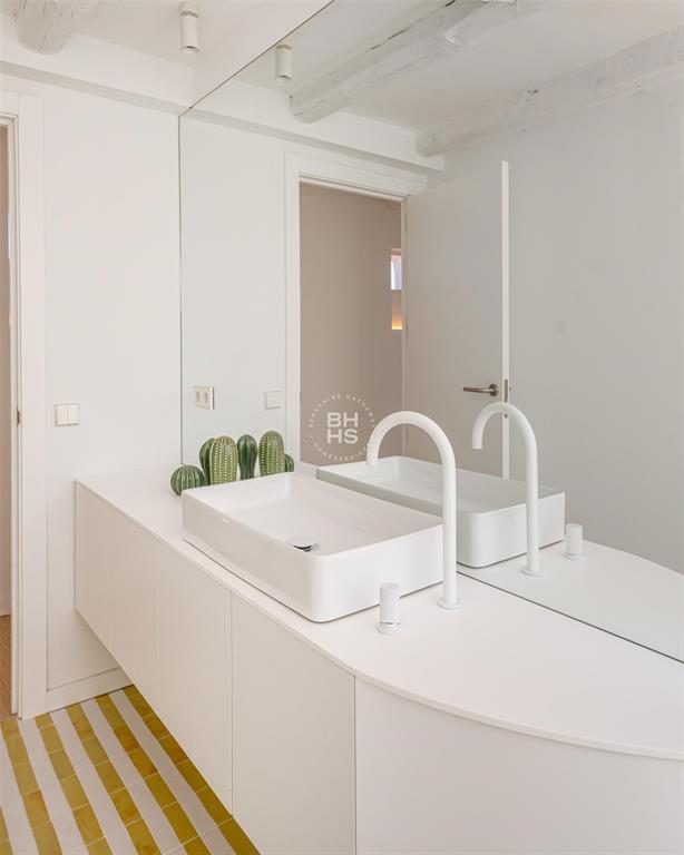 28005, Spain, 4 Bedrooms Bedrooms, ,5 BathroomsBathrooms,Residential,Active,174573