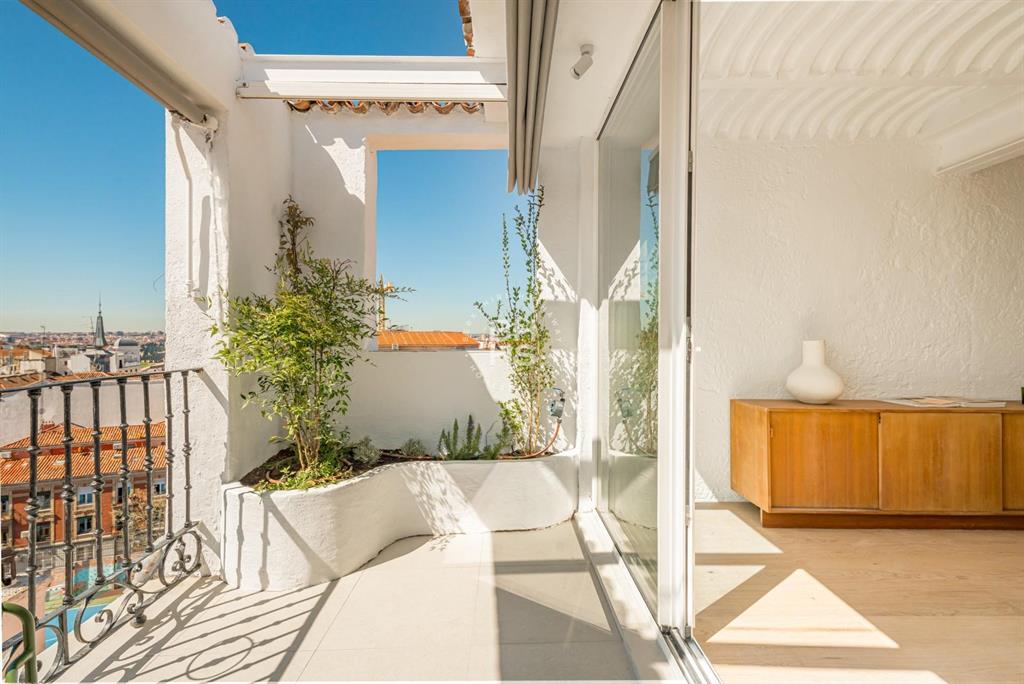 28005, Spain, 4 Bedrooms Bedrooms, ,5 BathroomsBathrooms,Residential,Active,174573