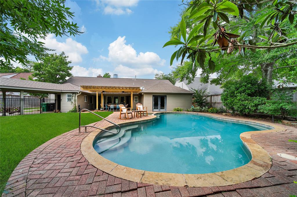 807 Frostwood Drive, Houston, Texas image 42