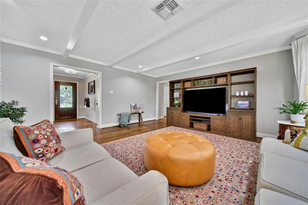 807 Frostwood Drive, Houston, Texas image 9