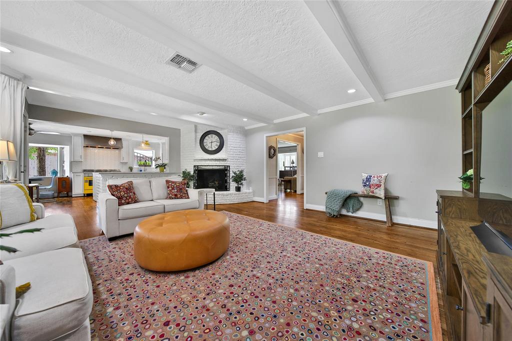 807 Frostwood Drive, Houston, Texas image 10