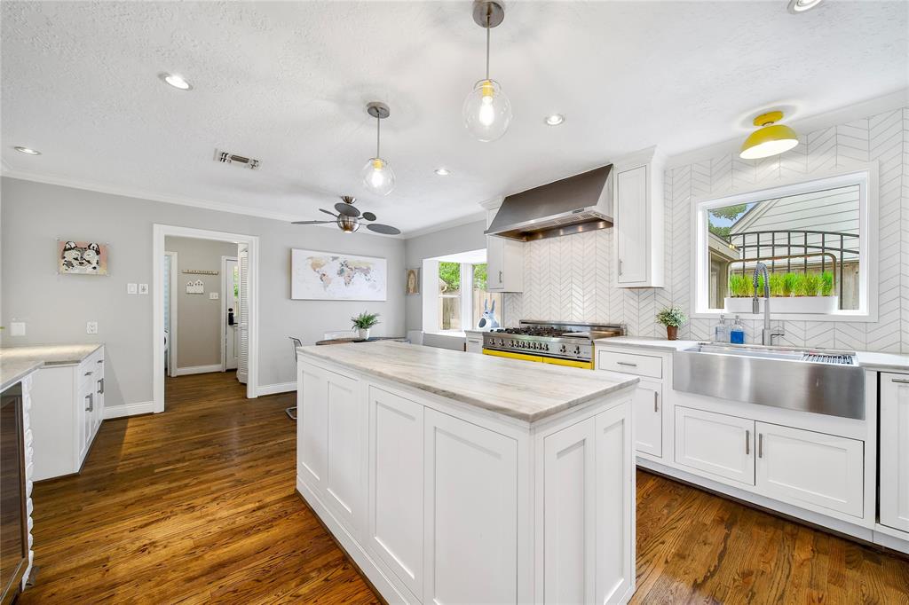 807 Frostwood Drive, Houston, Texas image 18