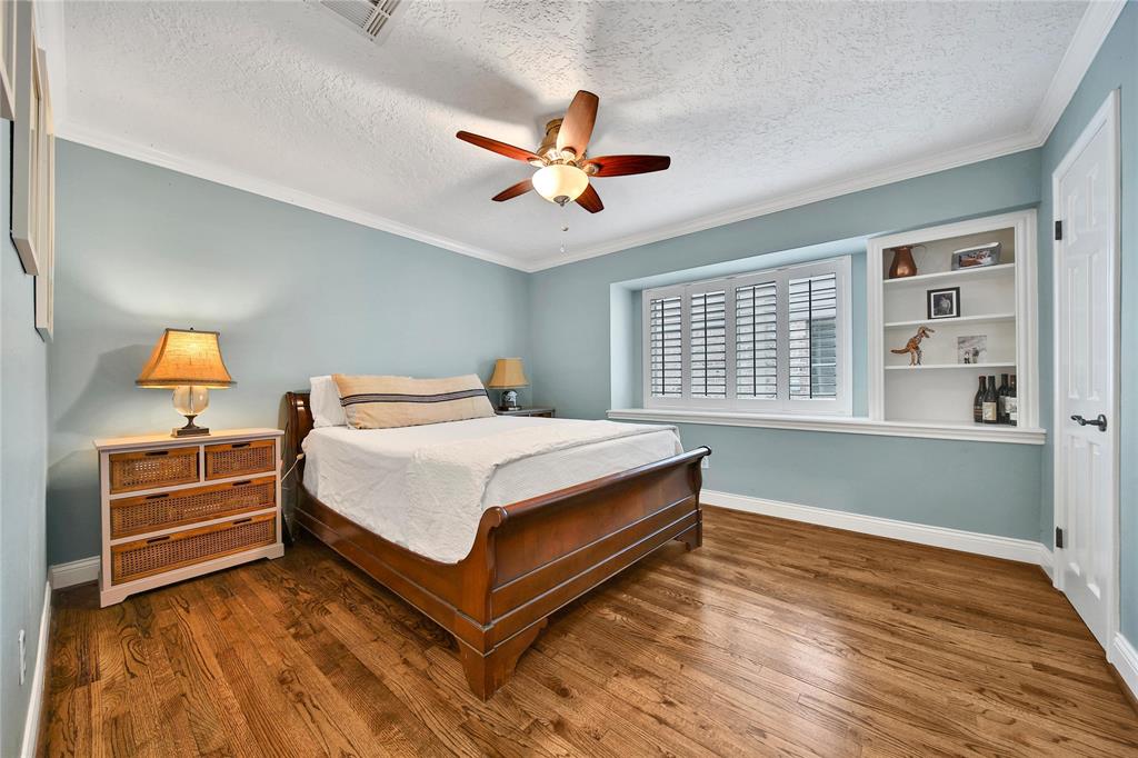 807 Frostwood Drive, Houston, Texas image 35