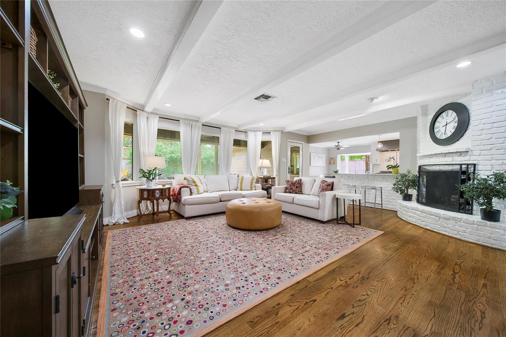 807 Frostwood Drive, Houston, Texas image 7