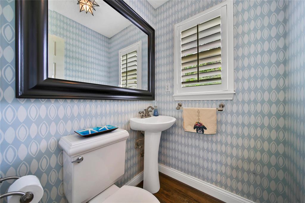 807 Frostwood Drive, Houston, Texas image 37
