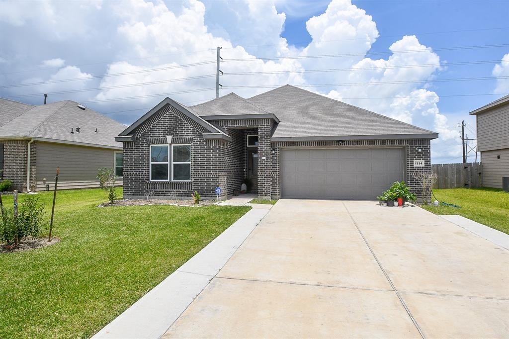 1334 Green Jay Lane, La Marque, Texas image 2