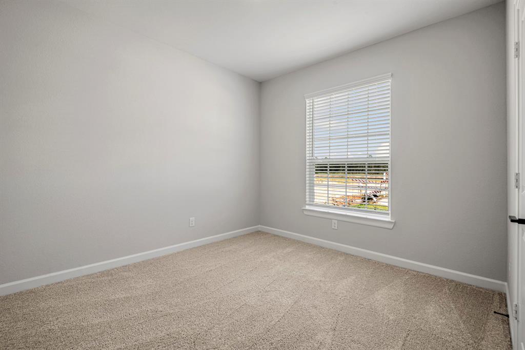 15683 Honey Cove Drive, Conroe, Texas image 17