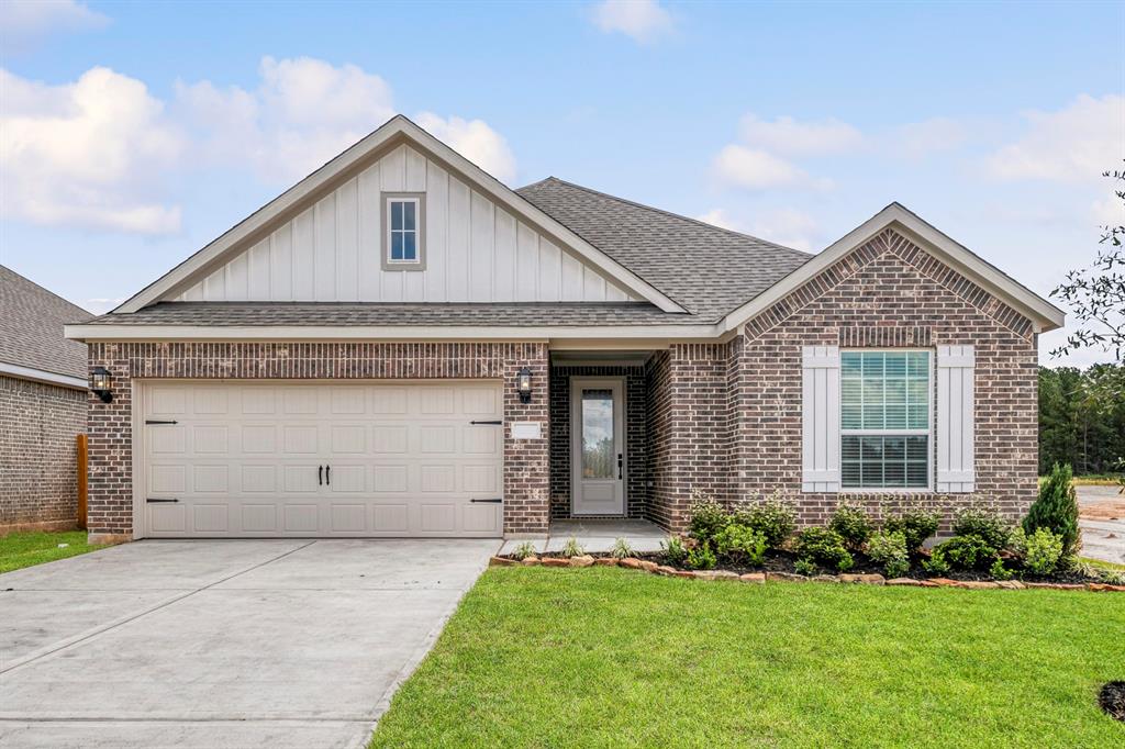15683 Honey Cove Drive, Conroe, Texas image 1