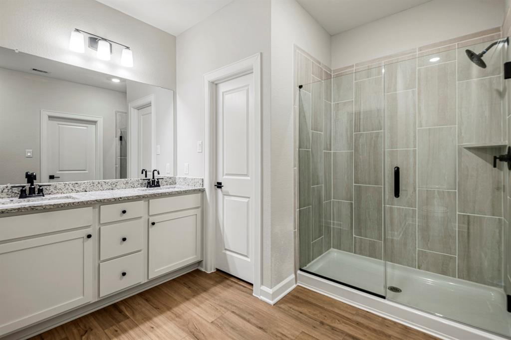15683 Honey Cove Drive, Conroe, Texas image 16