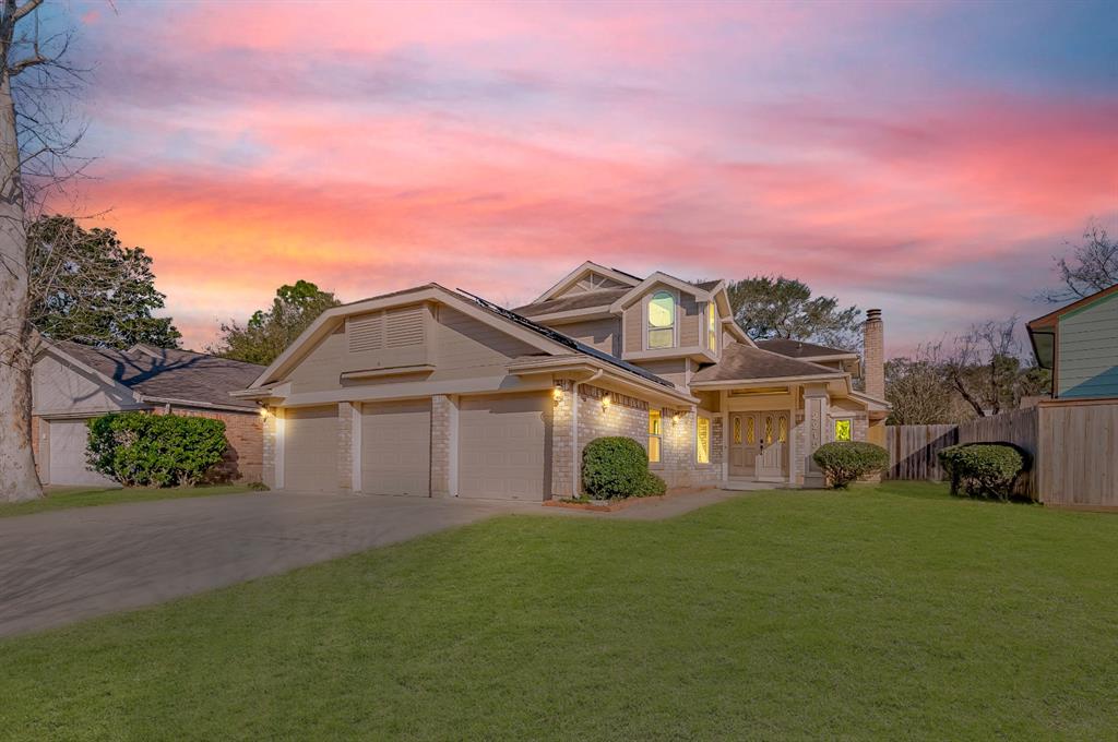 2215 Braesmeadow Lane
