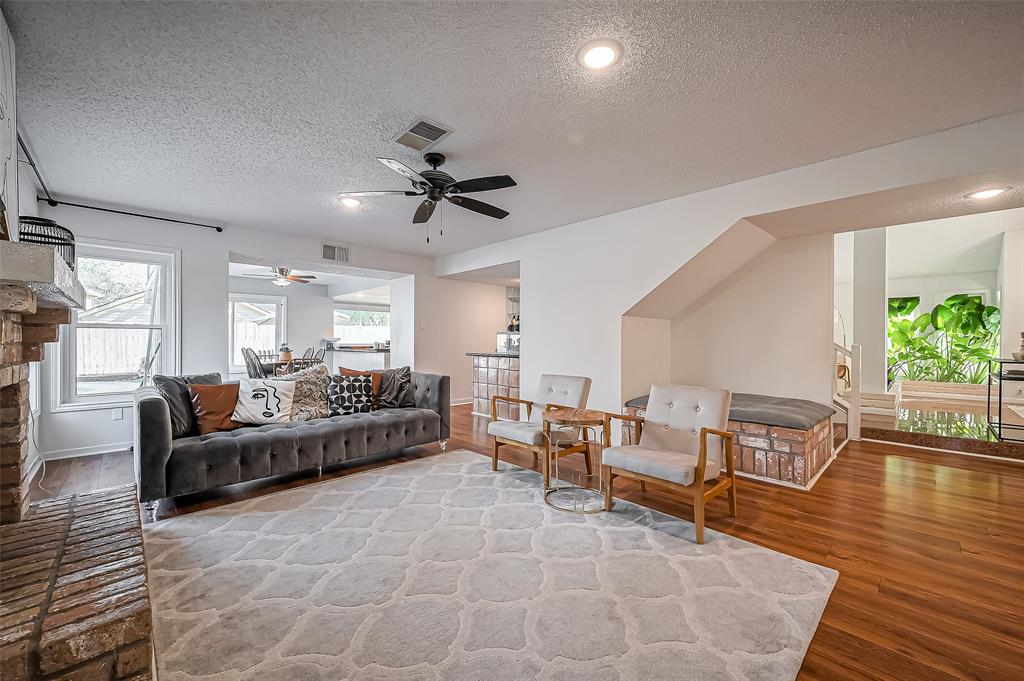 Sugar Land, Texas 77479, United States, 4 Bedrooms Bedrooms, ,3 BathroomsBathrooms,Residential,Active,127869