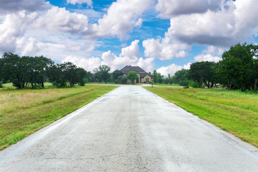 8012 Scotscraig Drive, Cleburne, Texas image 8