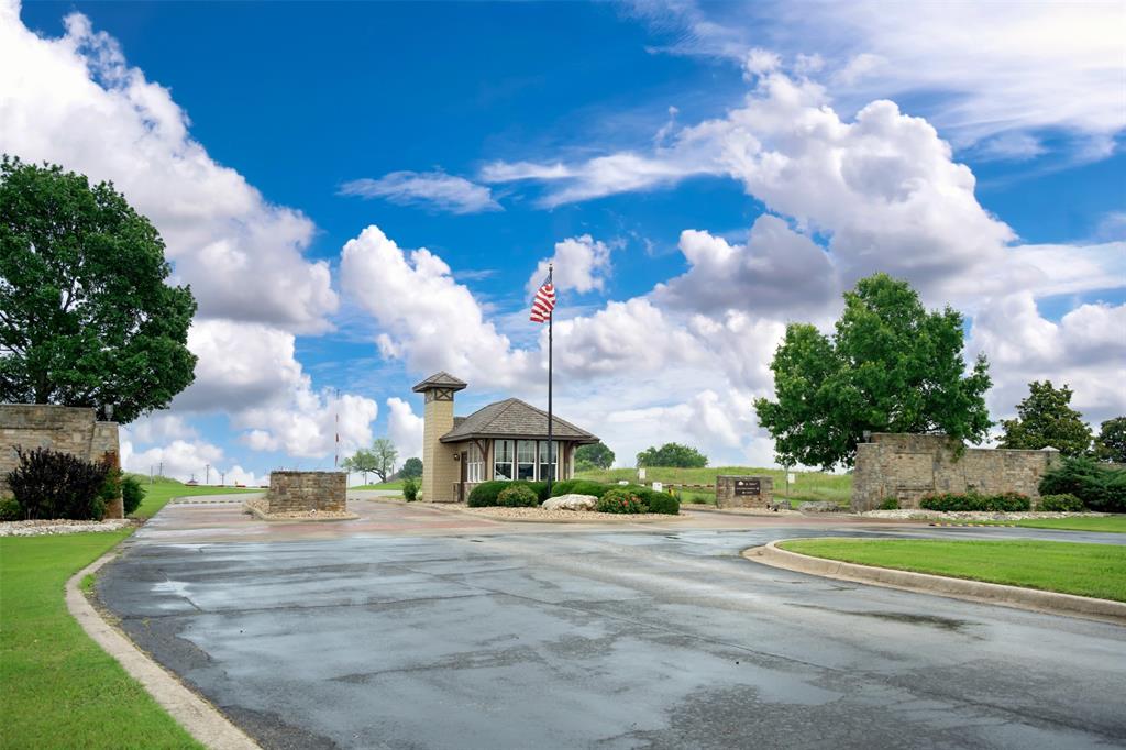 8012 Scotscraig Drive, Cleburne, Texas image 4