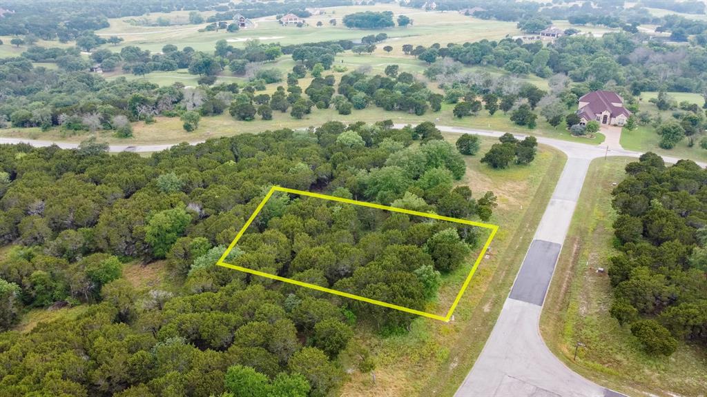 8012 Scotscraig Drive, Cleburne, Texas image 1
