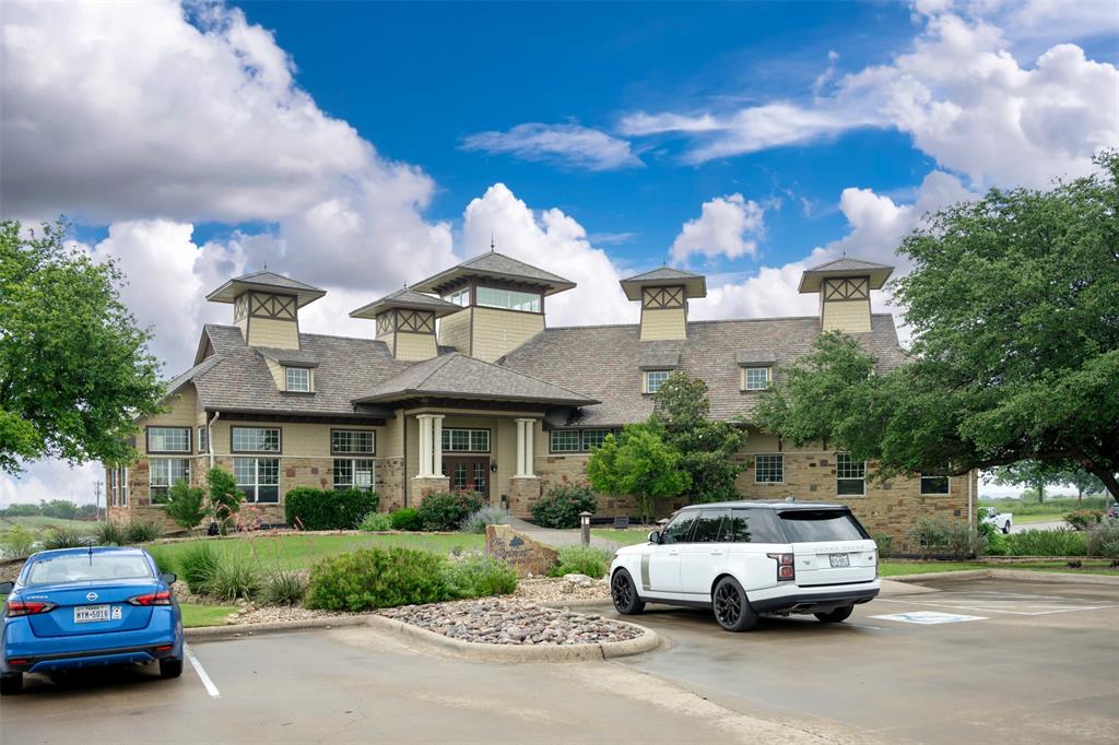 8012 Scotscraig Drive, Cleburne, Texas image 6
