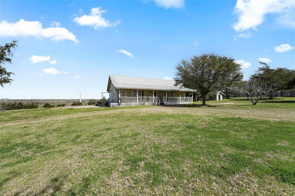 8515 Sandy Hill Road, Brenham, Texas image 2