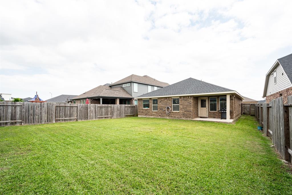406 Weimer Lagoon Road, La Porte, Texas image 21