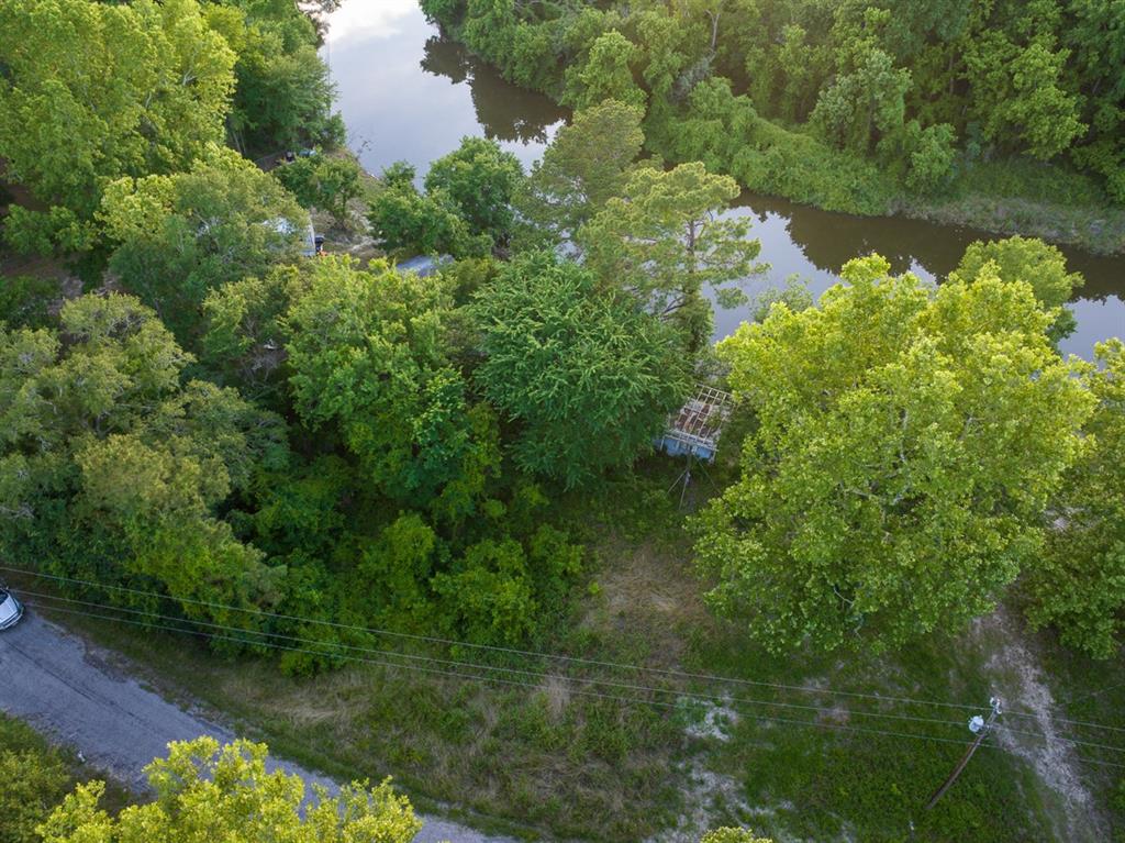 199 Fishermans Trail Trl, Huntsville, Texas image 4