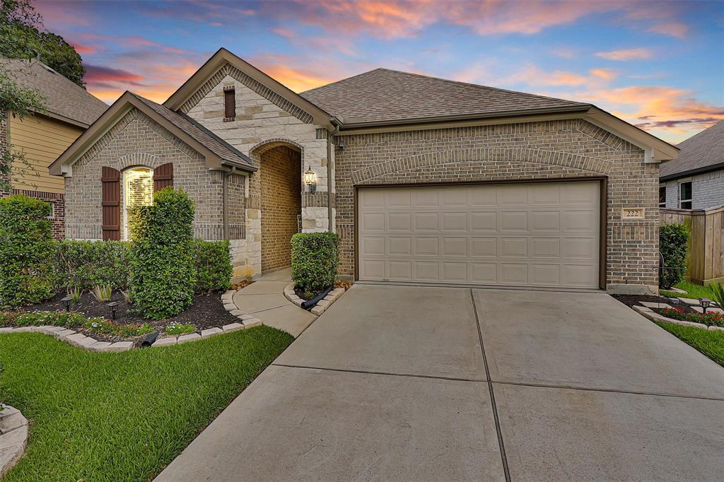 222 Speckled Woods Place