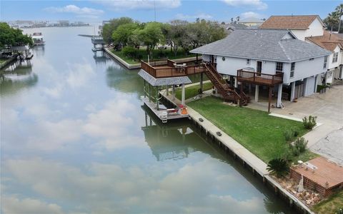 A home in La Marque