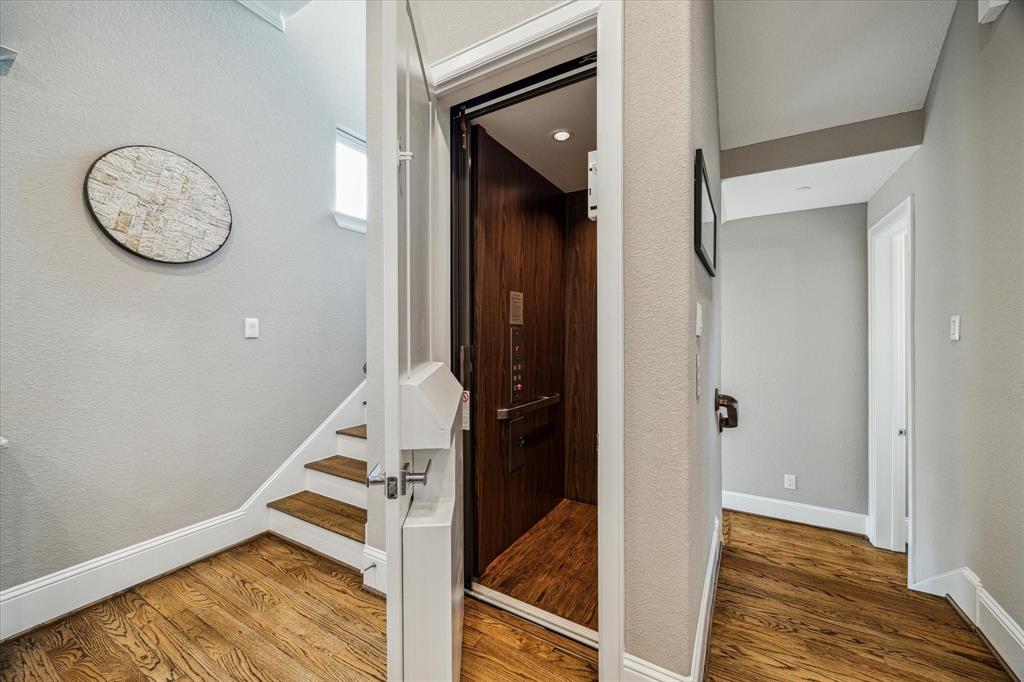 216 W Drew Street, Houston, Texas image 27
