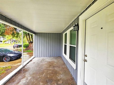 A home in Lake Jackson