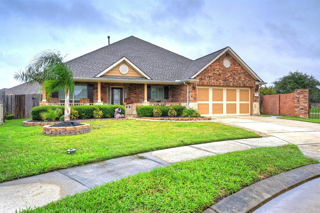 1520 Mexia Spring Court, League City, Texas image 2