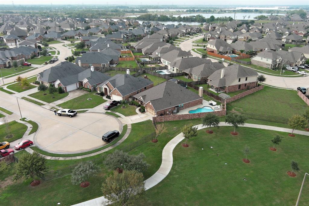 1520 Mexia Spring Court, League City, Texas image 42